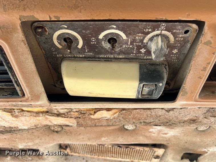 image for item DS2972 Caterpillar D9 dozer