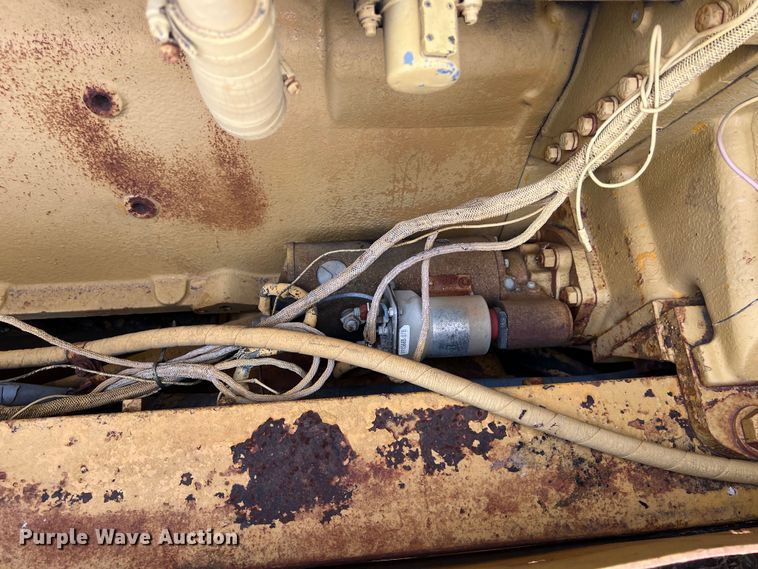 image for item DS2972 Caterpillar D9 dozer