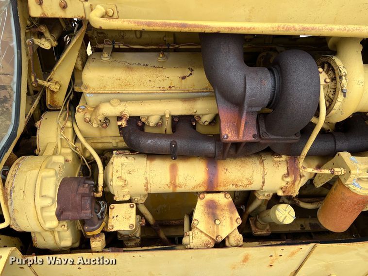 image for item DS2972 Caterpillar D9 dozer