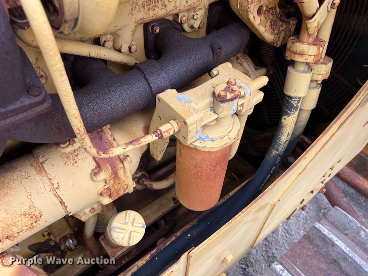 image for item DS2972 Caterpillar D9 dozer