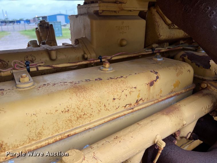 image for item DS2972 Caterpillar D9 dozer