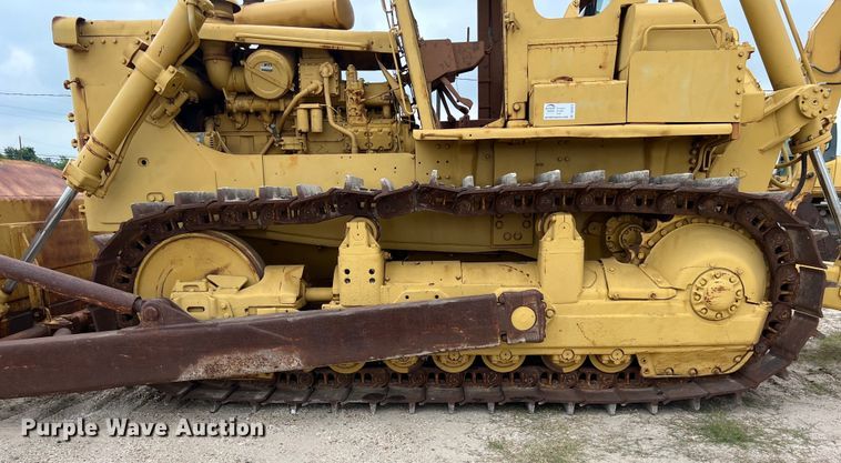 image for item DS2972 Caterpillar D9 dozer