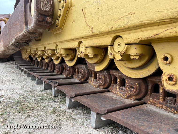 image for item DS2972 Caterpillar D9 dozer