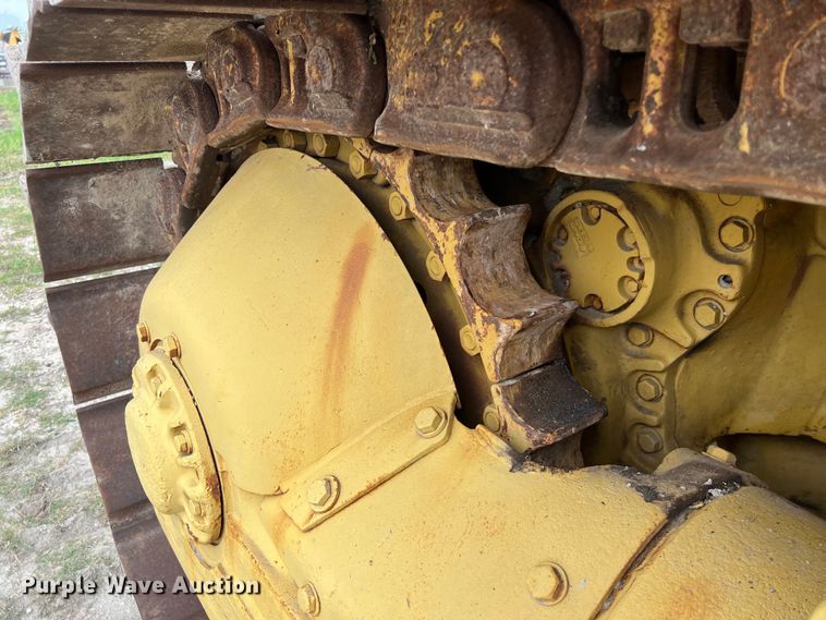 image for item DS2972 Caterpillar D9 dozer
