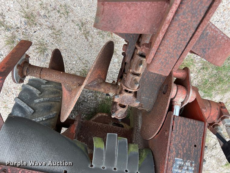image for item DS2981 2000 Ditch Witch  3700DD trencher