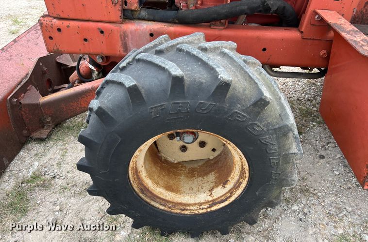 image for item DS2981 2000 Ditch Witch  3700DD trencher