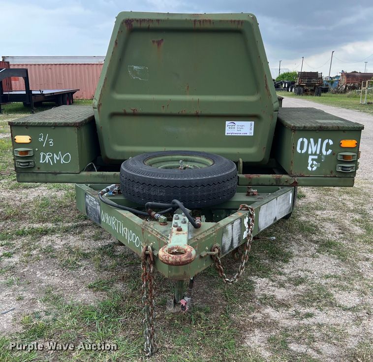 image for item DS2985 1985 Ingersoll-Rand P-250-W-D-M-H268 air compressor