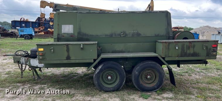 image for item DS2985 1985 Ingersoll-Rand P-250-W-D-M-H268 air compressor