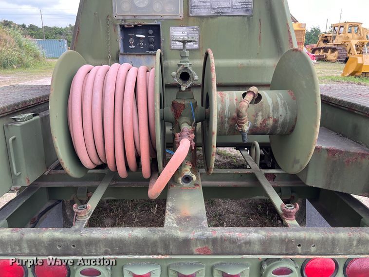 image for item DS2985 1985 Ingersoll-Rand P-250-W-D-M-H268 air compressor