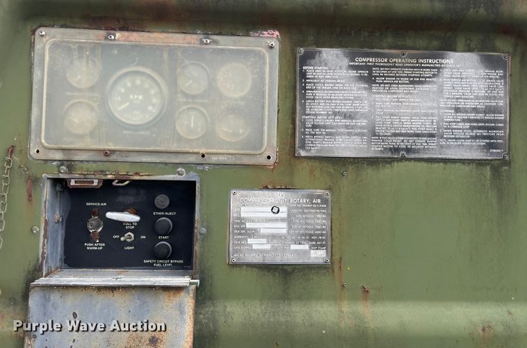 image for item DS2985 1985 Ingersoll-Rand P-250-W-D-M-H268 air compressor
