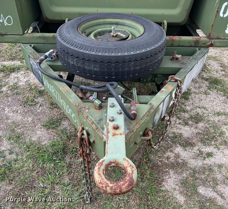 image for item DS2985 1985 Ingersoll-Rand P-250-W-D-M-H268 air compressor