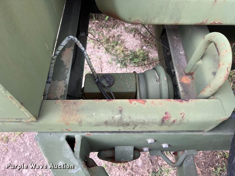 image for item DS2985 1985 Ingersoll-Rand P-250-W-D-M-H268 air compressor