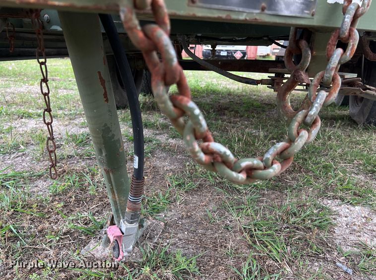 image for item DS2985 1985 Ingersoll-Rand P-250-W-D-M-H268 air compressor