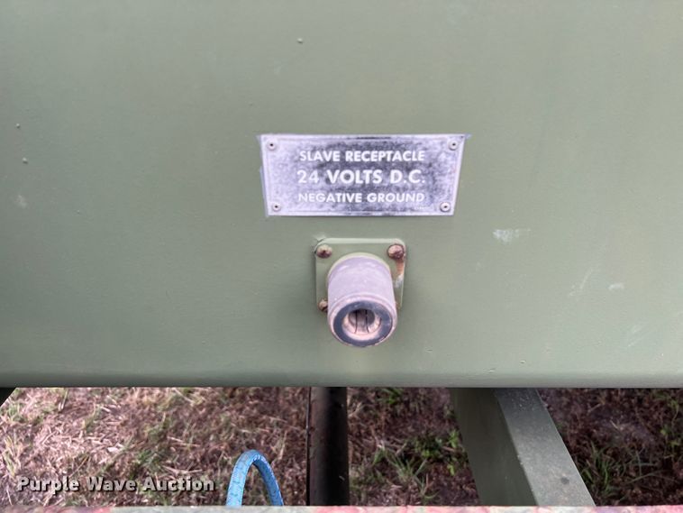 image for item DS2985 1985 Ingersoll-Rand P-250-W-D-M-H268 air compressor