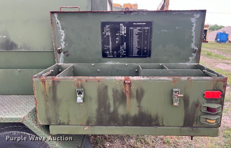 image for item DS2985 1985 Ingersoll-Rand P-250-W-D-M-H268 air compressor