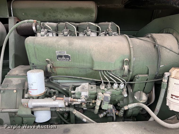 image for item DS2985 1985 Ingersoll-Rand P-250-W-D-M-H268 air compressor