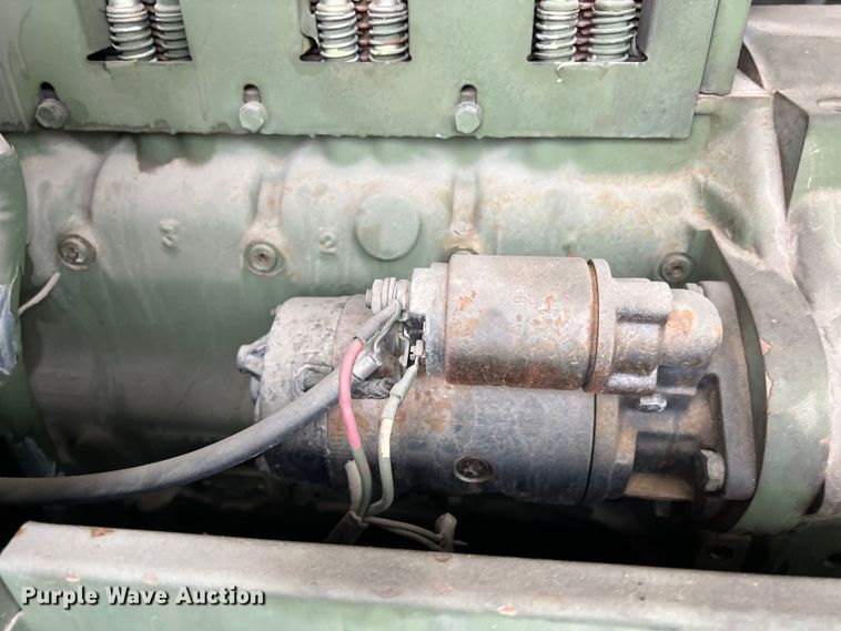 image for item DS2985 1985 Ingersoll-Rand P-250-W-D-M-H268 air compressor