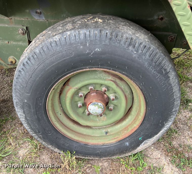 image for item DS2985 1985 Ingersoll-Rand P-250-W-D-M-H268 air compressor