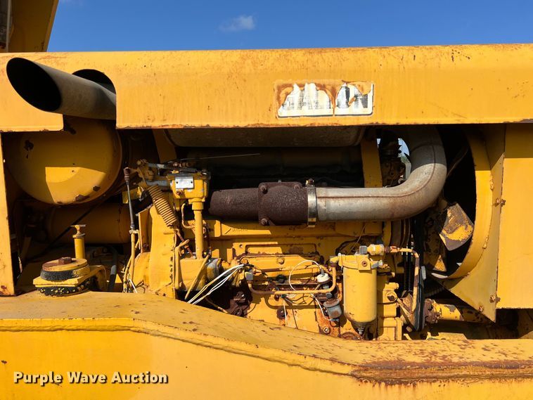 image for item DS2988 Galion D137064 crane