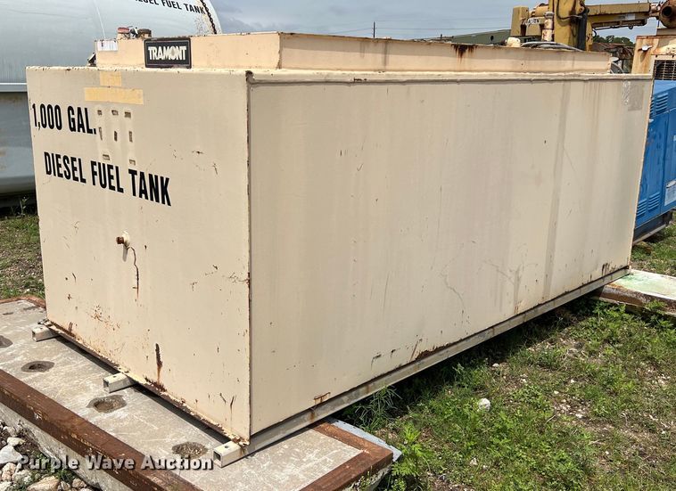 image for item DS2992 Tramont fuel tank