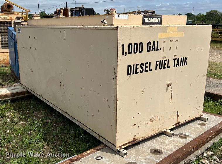 image for item DS2992 Tramont fuel tank