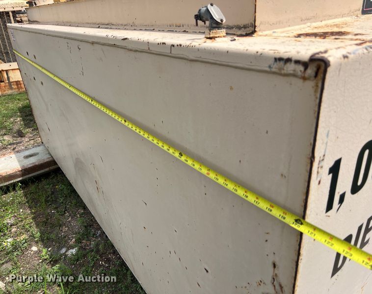 image for item DS2992 Tramont fuel tank