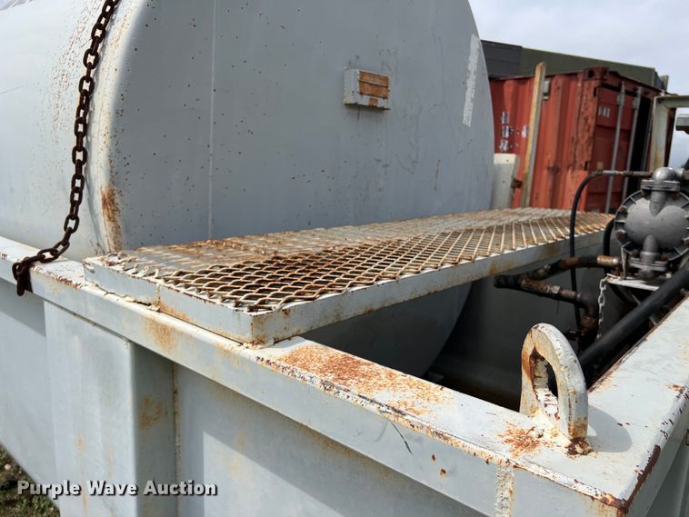 image for item DS2993 Fuel tank