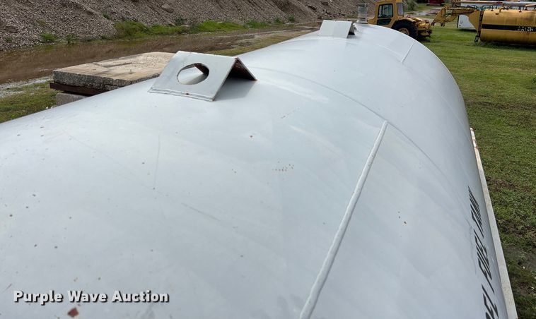 image for item DS2993 Fuel tank