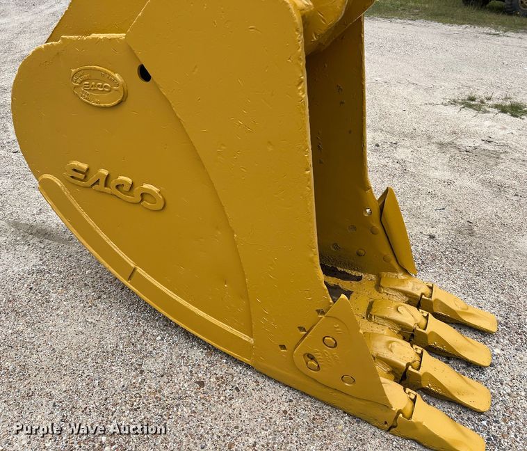 image for item DS3001 2003 Komatsu  PC300LC excavator