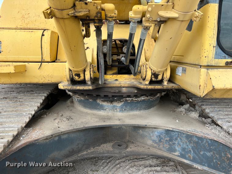 image for item DS3001 2003 Komatsu  PC300LC excavator