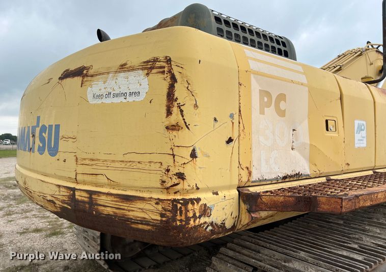 image for item DS3001 2003 Komatsu  PC300LC excavator