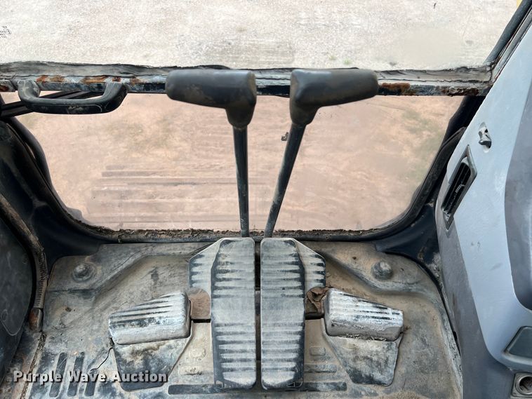 image for item DS3001 2003 Komatsu  PC300LC excavator