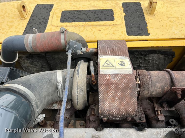 image for item DS3001 2003 Komatsu  PC300LC excavator