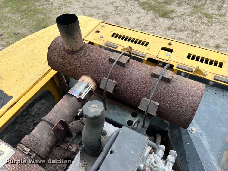 image for item DS3001 2003 Komatsu  PC300LC excavator