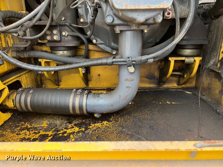 image for item DS3001 2003 Komatsu  PC300LC excavator