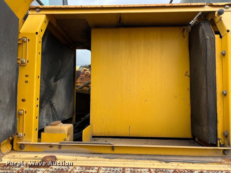 image for item DS3001 2003 Komatsu  PC300LC excavator