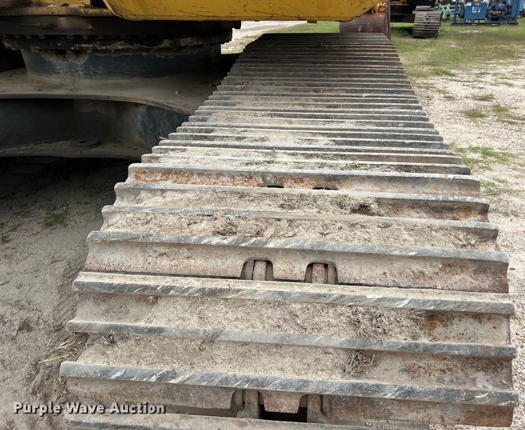 image for item DS3001 2003 Komatsu  PC300LC excavator