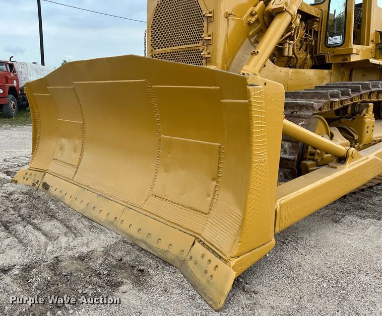 image for item DS3002 1978 Caterpillar D9H dozer