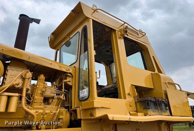 image for item DS3002 1978 Caterpillar D9H dozer