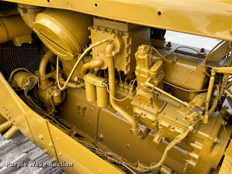 image for item DS3002 1978 Caterpillar D9H dozer