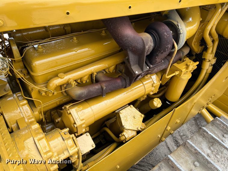 image for item DS3002 1978 Caterpillar D9H dozer