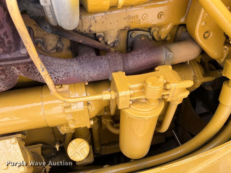 image for item DS3002 1978 Caterpillar D9H dozer