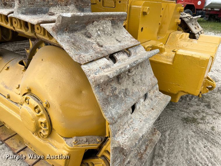 image for item DS3002 1978 Caterpillar D9H dozer