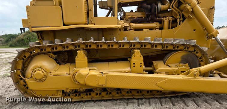 image for item DS3002 1978 Caterpillar D9H dozer