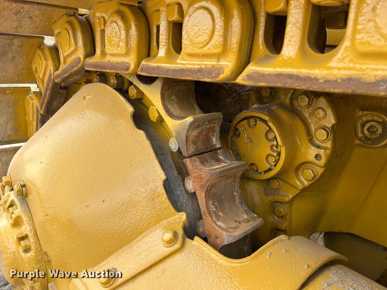 image for item DS3002 1978 Caterpillar D9H dozer