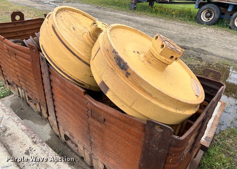 image for item DS3008 Dozer parts