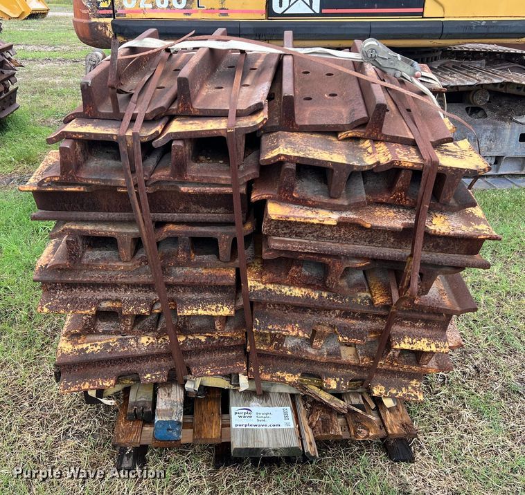 image for item DS3022 Approximately 76 24