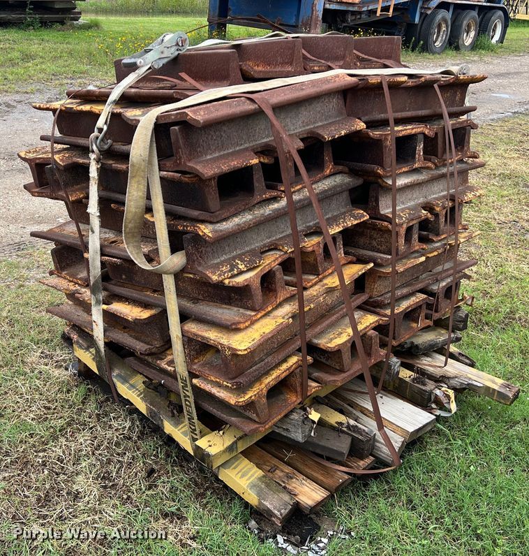 image for item DS3022 Approximately 76 24