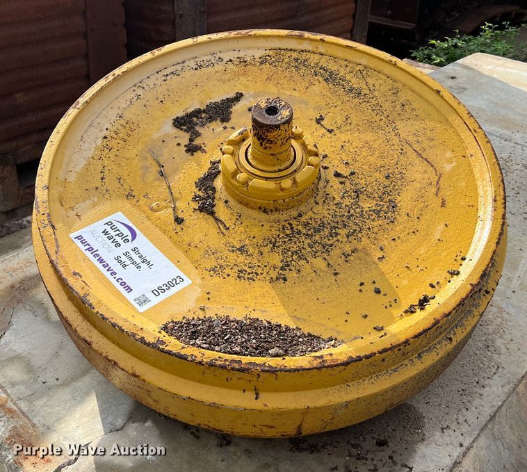 image for item DS3023 Dozer idler