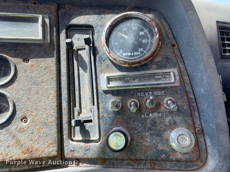 image for item DS5467 1997 Ford  L8000 fuel truck